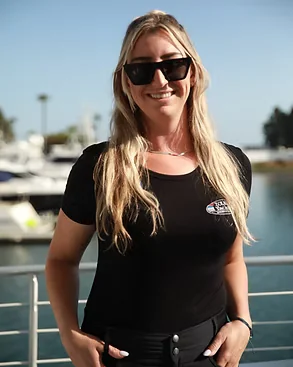 Lauren-Deckhand Lauren-Deckhand